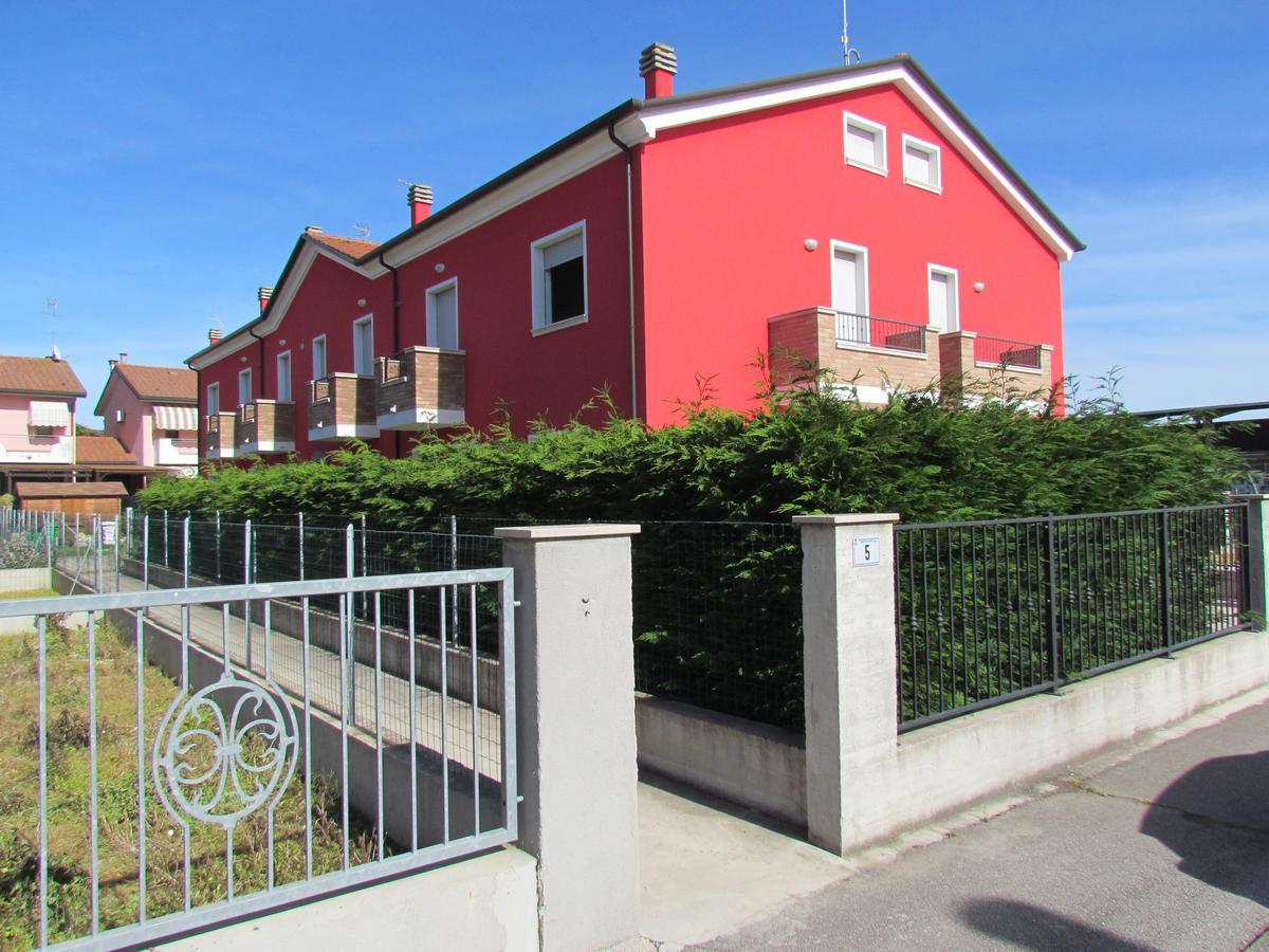 Siviero Apartments Scardovari Екстер'єр фото